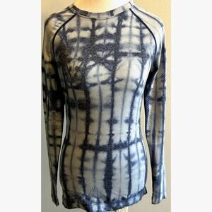 FIGS Salta Seamless Long Sleeve Underscrub Blue Tie-Dye Sz XS Nurse Scrub Top